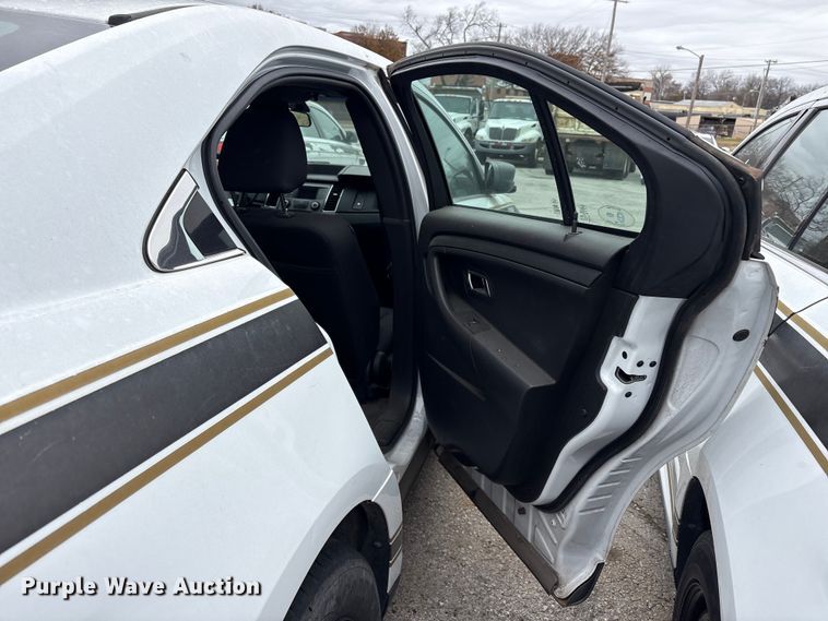 image for item FB8526 2015 Ford Taurus Police Interceptor 