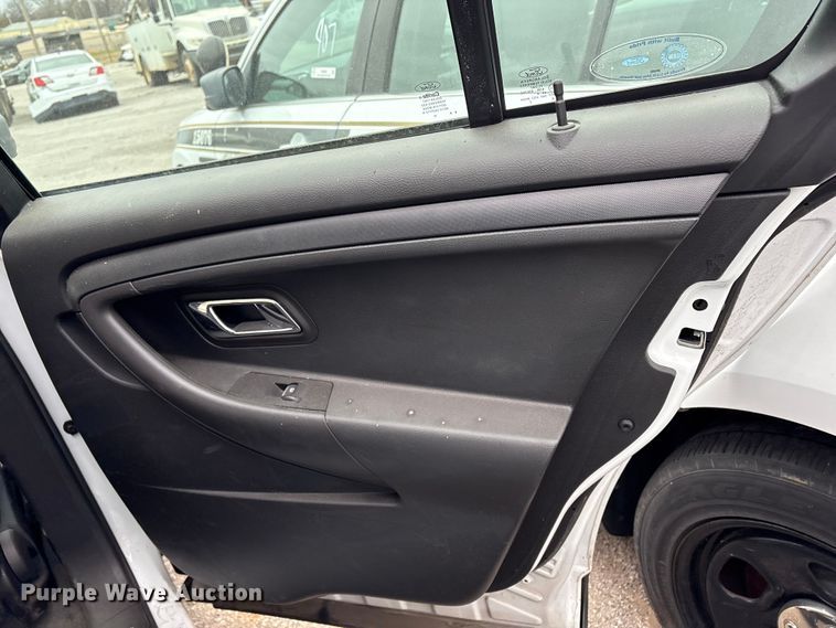 image for item FB8526 2015 Ford Taurus Police Interceptor 