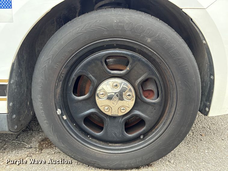 image for item FB8526 2015 Ford Taurus Police Interceptor 