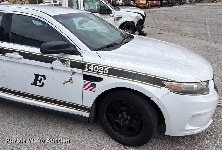 image for item FB8527 2014 Ford Taurus Police Interceptor 