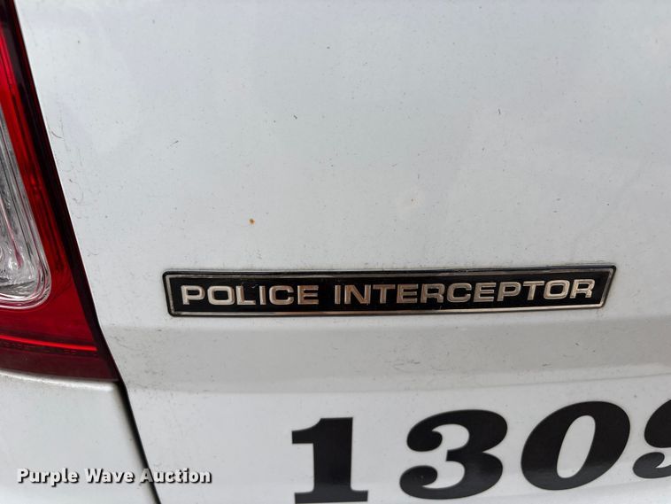 image for item FB8528 2013 Ford Explorer Police Interceptor SUV