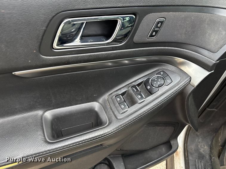 image for item FB8528 2013 Ford Explorer Police Interceptor SUV