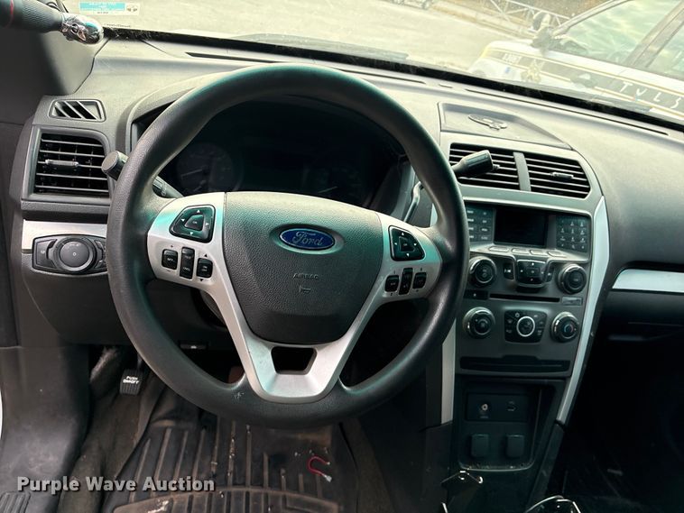 image for item FB8528 2013 Ford Explorer Police Interceptor SUV