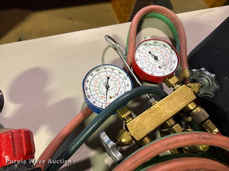 image for item FB8530 (2) acetylene tanks with stands