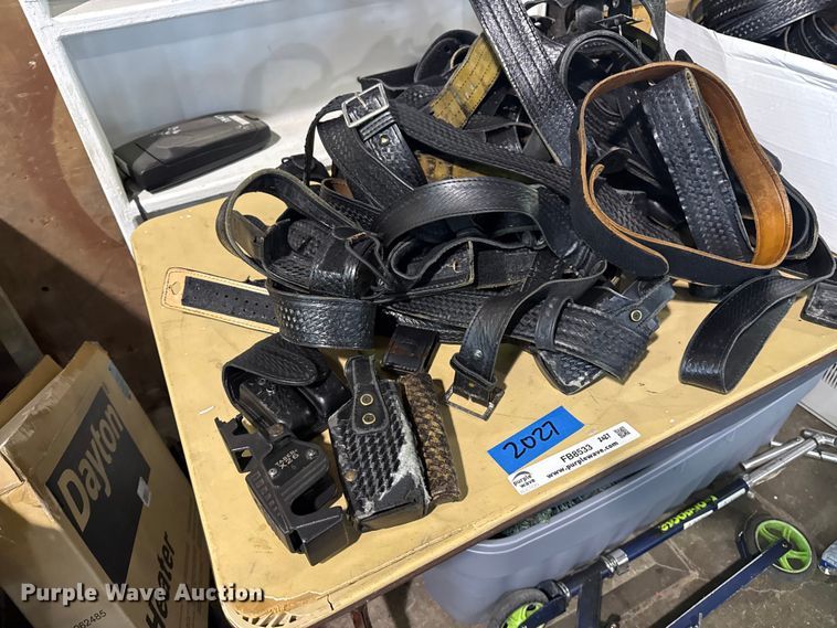 image for item FB8533 Police gear