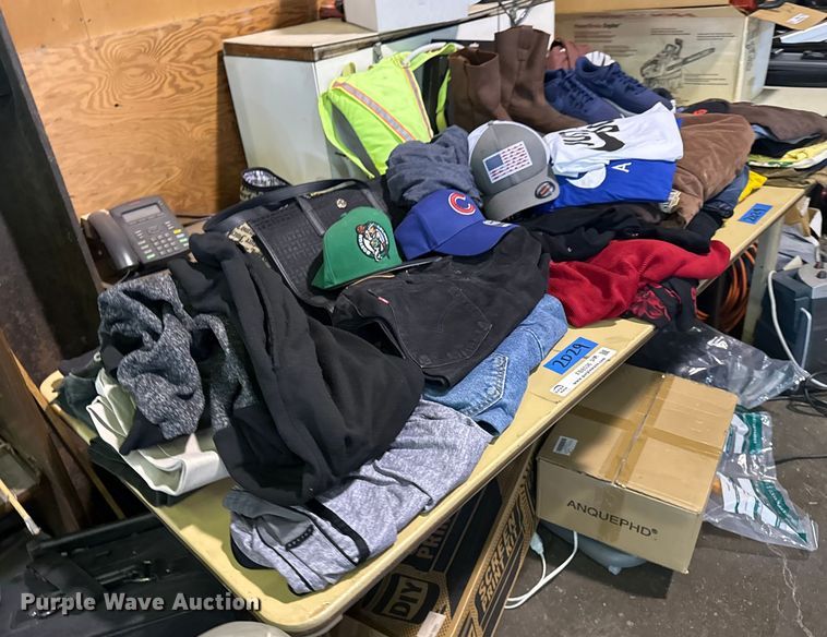 image for item FB8536 Clothing 