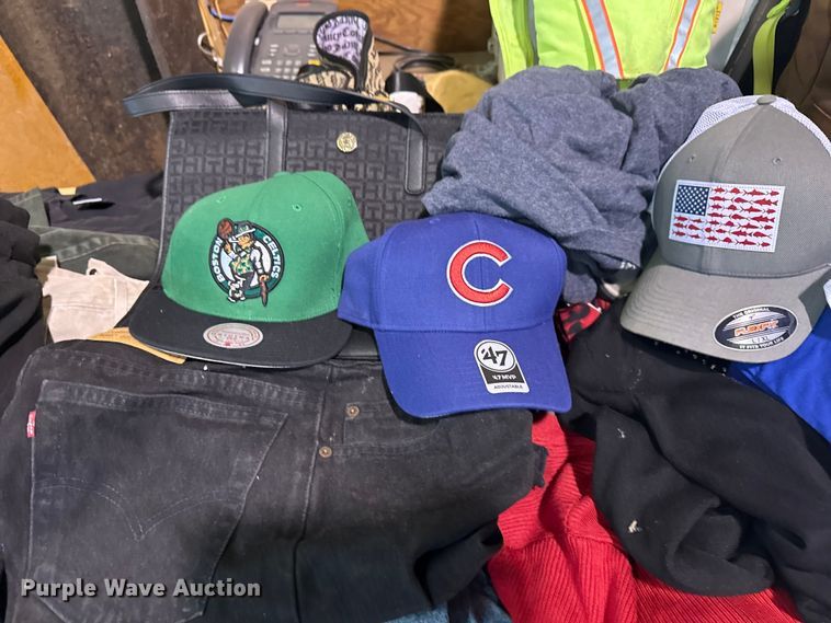 image for item FB8536 Clothing 