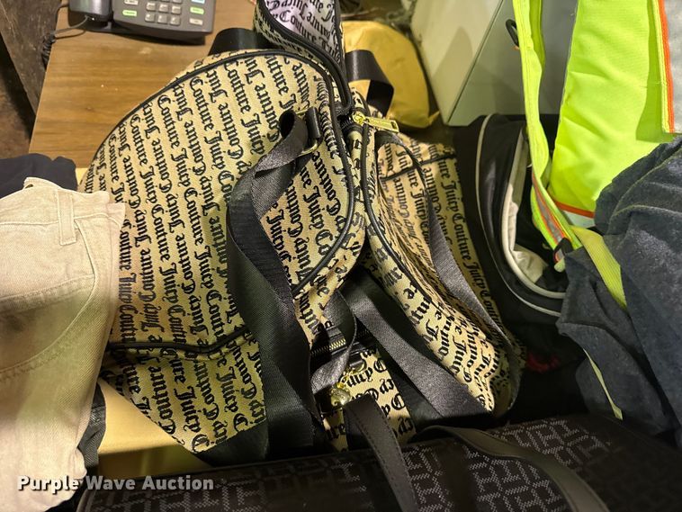 image for item FB8536 Clothing 