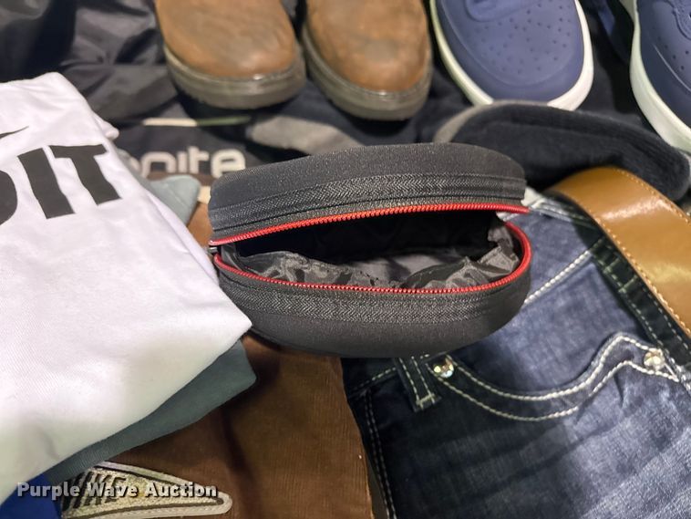 image for item FB8536 Clothing 