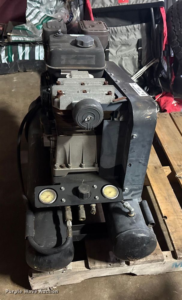 image for item FB8538 Air Compressor