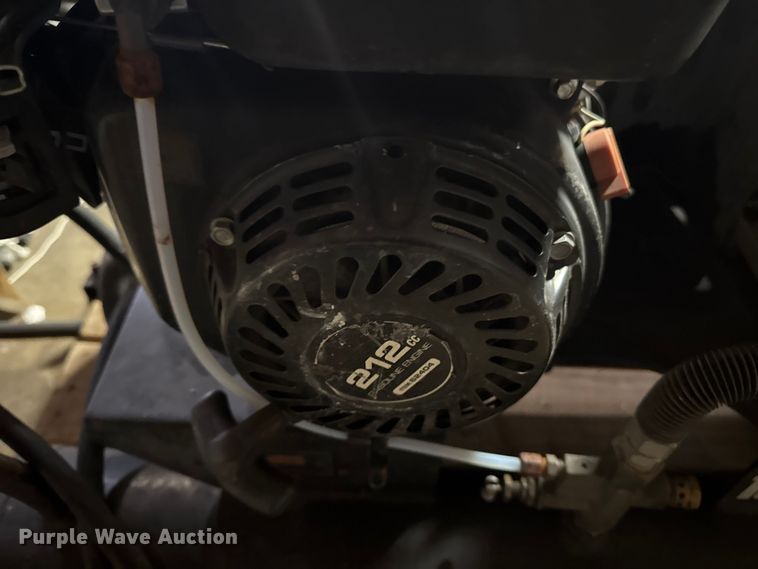 image for item FB8538 Air Compressor