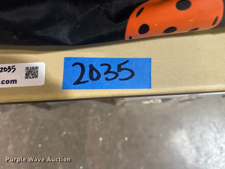 image for item FB8542 (2) pickelball nets 