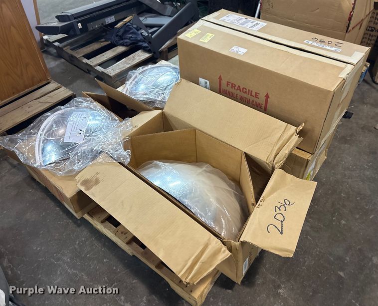 image for item FB8543 (5) plastic safety mirrors