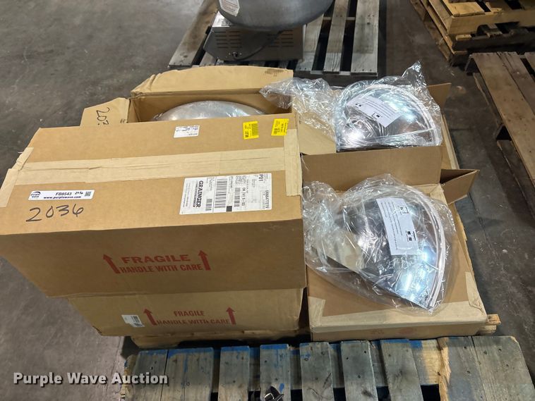 image for item FB8543 (5) plastic safety mirrors