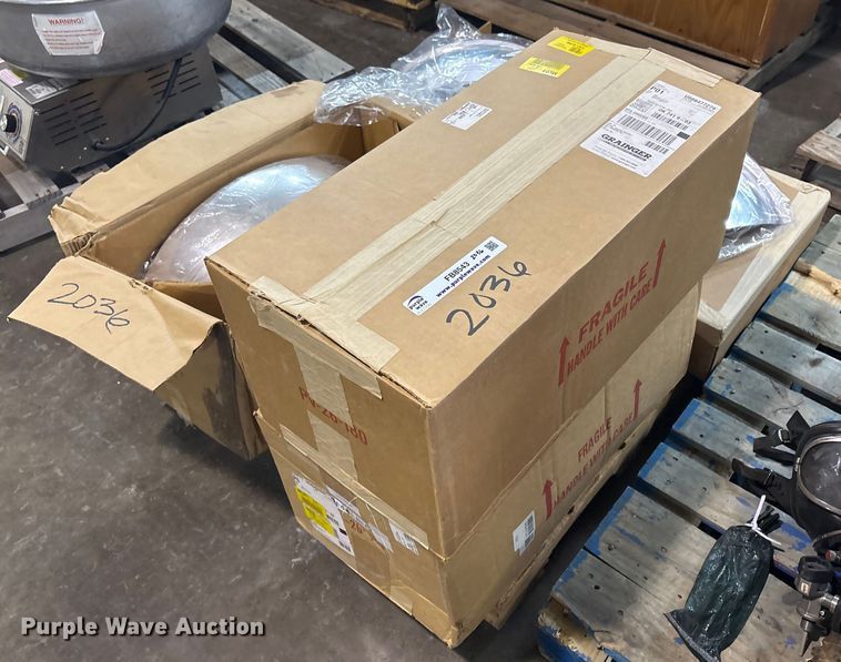 image for item FB8543 (5) plastic safety mirrors