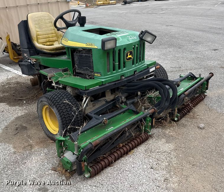 image for item FB8547 John Deere 2653A reel mower