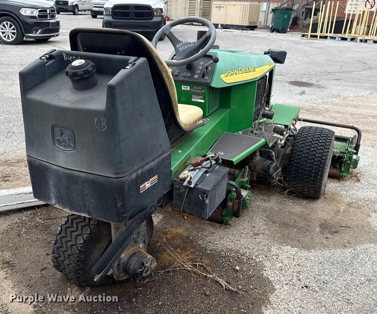 image for item FB8547 John Deere 2653A reel mower