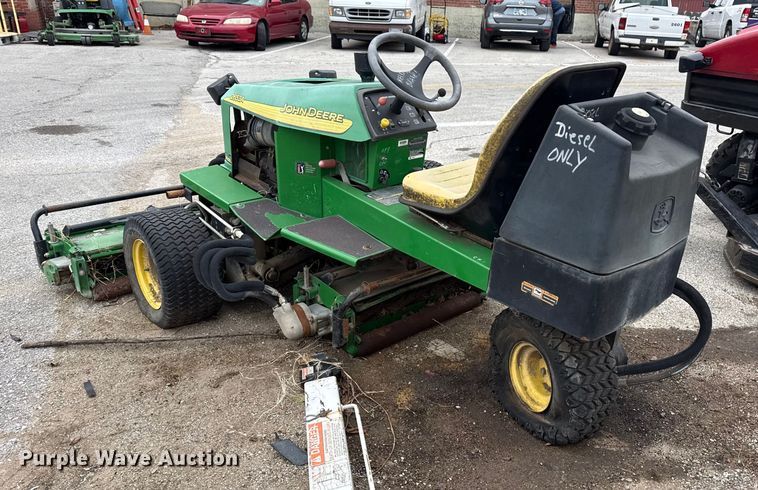 image for item FB8547 John Deere 2653A reel mower
