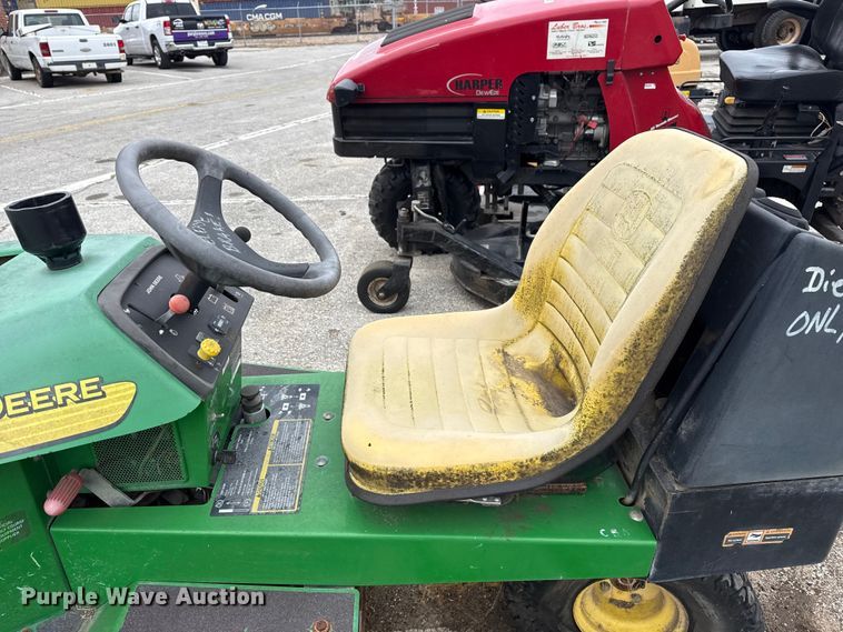 image for item FB8547 John Deere 2653A reel mower