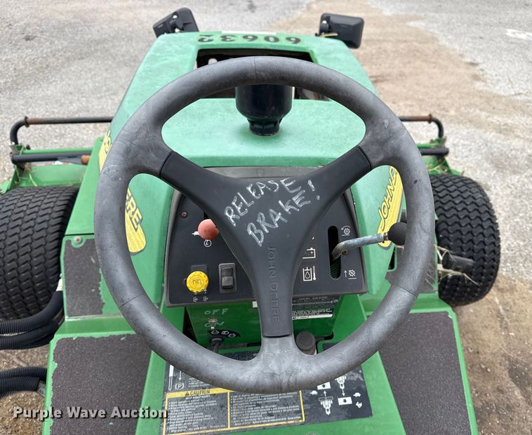 image for item FB8547 John Deere 2653A reel mower