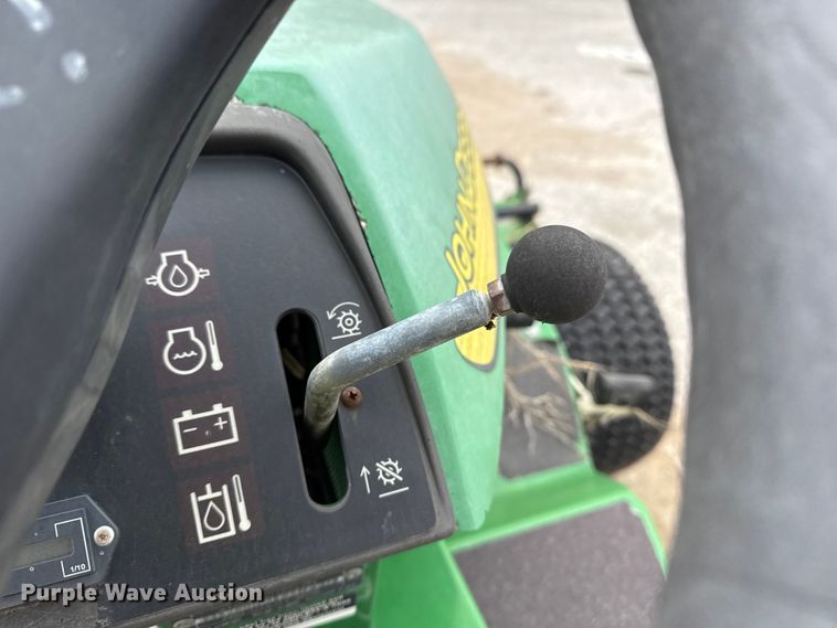 image for item FB8547 John Deere 2653A reel mower