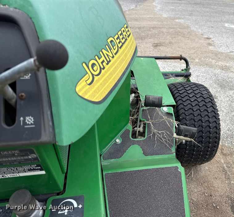 image for item FB8547 John Deere 2653A reel mower