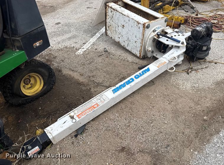 image for item FB8549 Auto Crane 2003 crane 