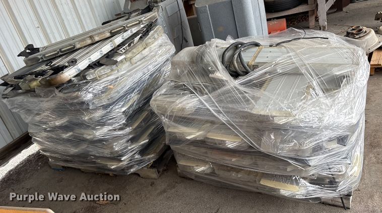 image for item FB8551 Approximately 57 light bars