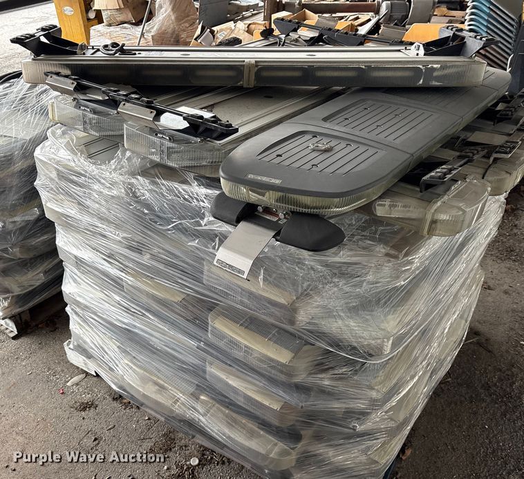 image for item FB8551 Approximately 57 light bars