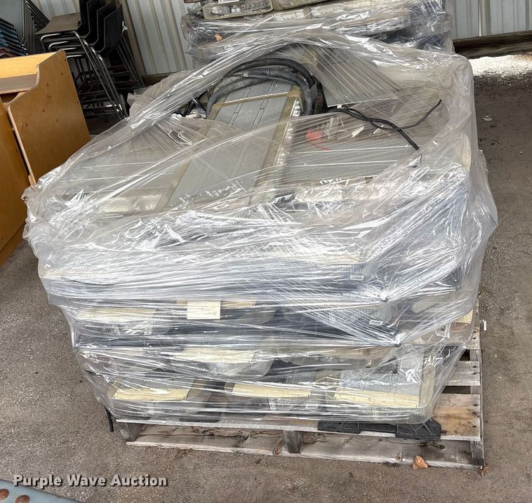 image for item FB8551 Approximately 57 light bars