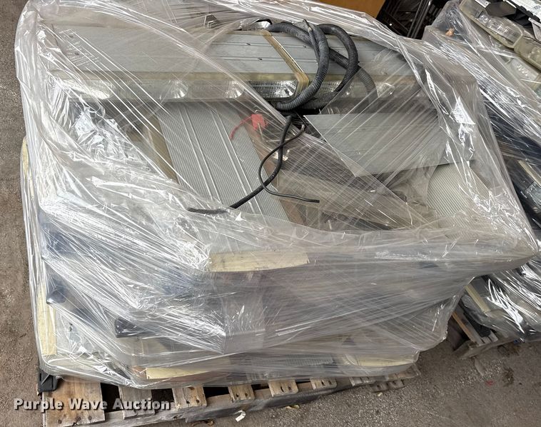 image for item FB8551 Approximately 57 light bars