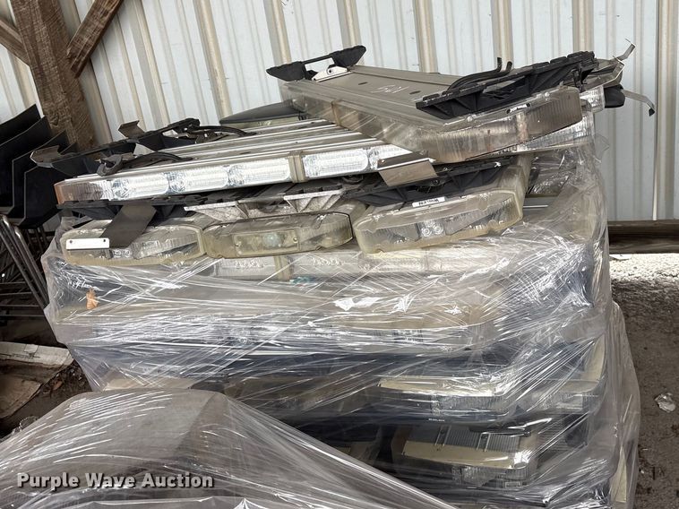 image for item FB8551 Approximately 57 light bars