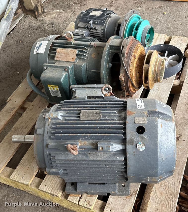 image for item FB8552 (3) pump motors
