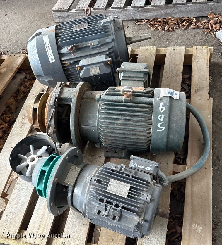 image for item FB8552 (3) pump motors