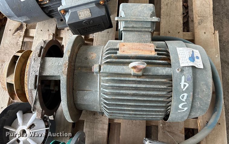image for item FB8552 (3) pump motors