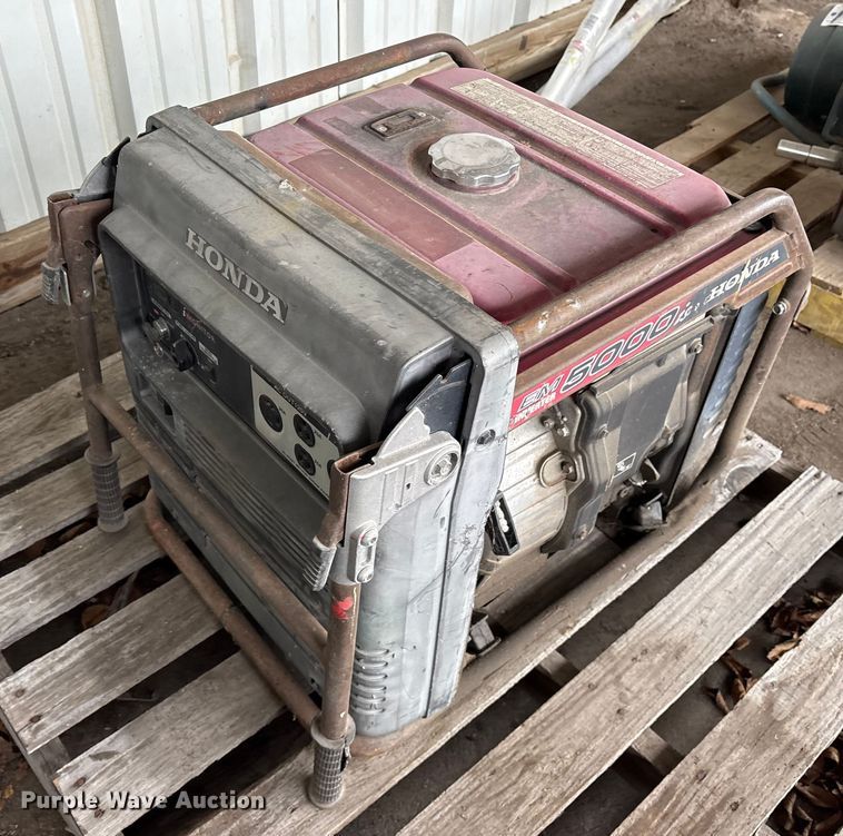 image for item FB8553 2009 Honda 5000IS generator