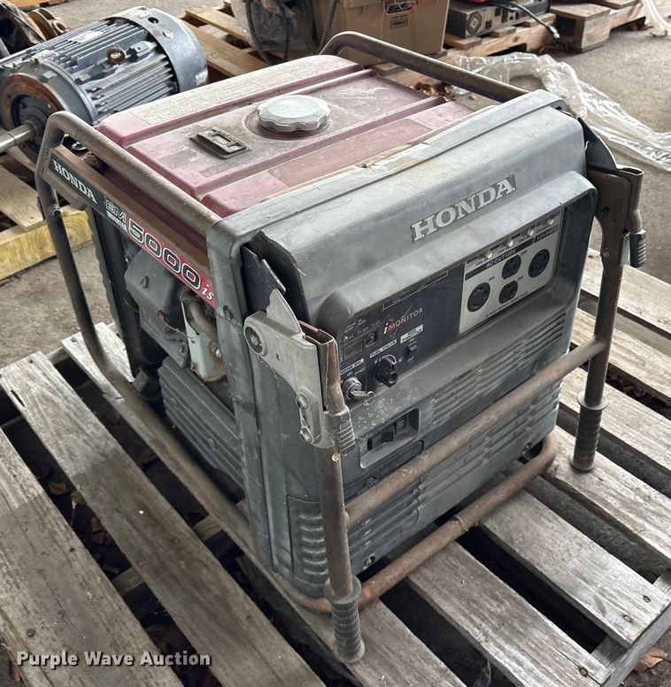 image for item FB8553 2009 Honda 5000IS generator