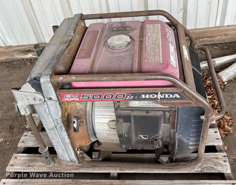 image for item FB8553 2009 Honda 5000IS generator