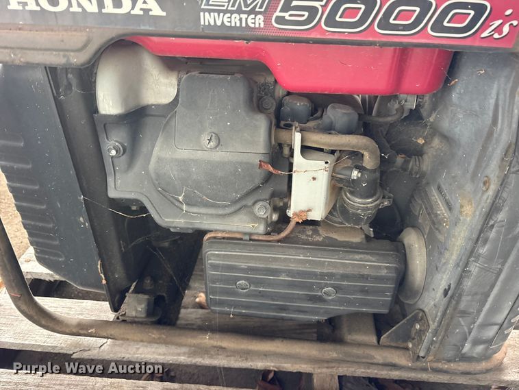 image for item FB8553 2009 Honda 5000IS generator