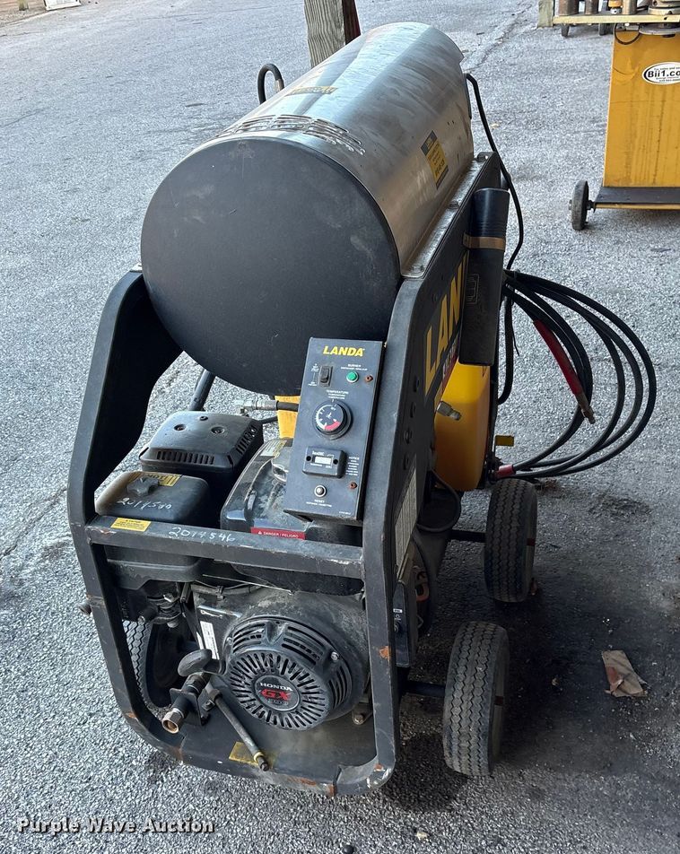 image for item FB8554 Landa MHC4-35324E pressure washer