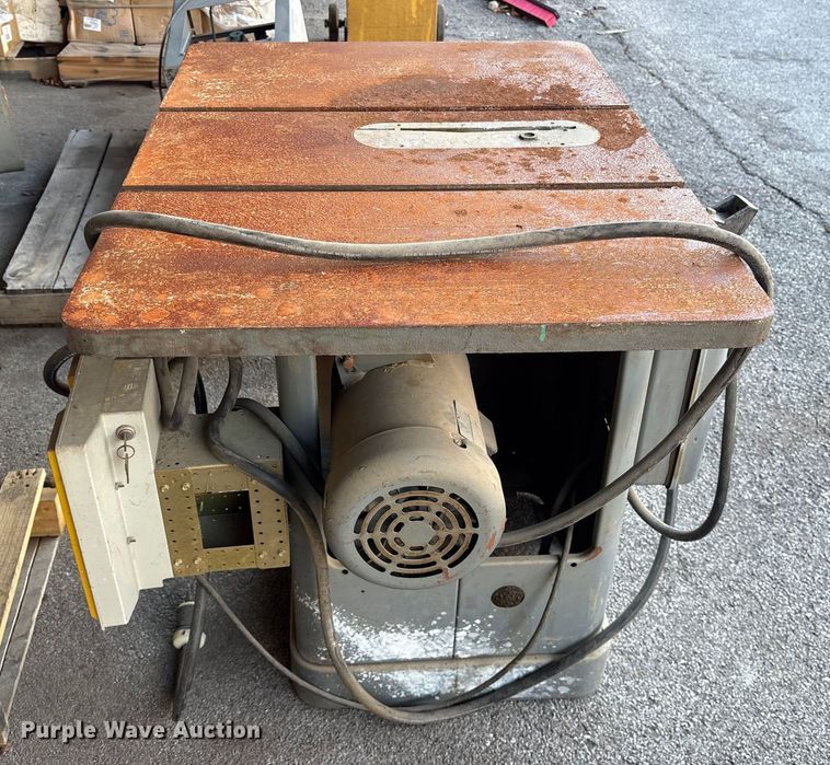 image for item FB8556 Rockwell Unisaw 34-761 table saw