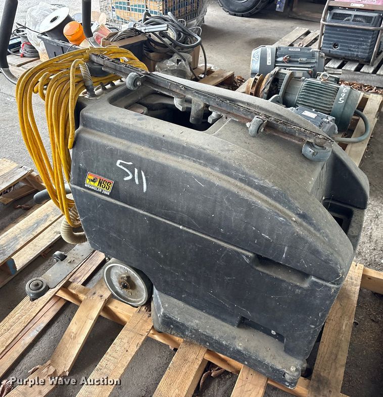 image for item FB8557 (2) Wrangler 2008 CE floor machines