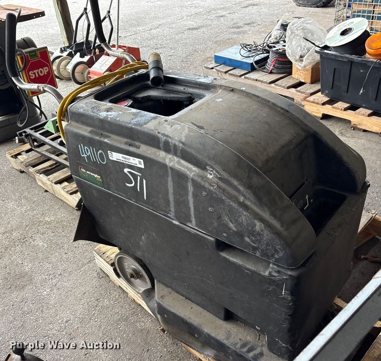 image for item FB8557 (2) Wrangler 2008 CE floor machines