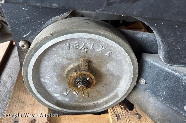 image for item FB8557 (2) Wrangler 2008 CE floor machines