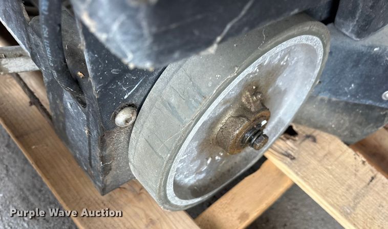 image for item FB8557 (2) Wrangler 2008 CE floor machines