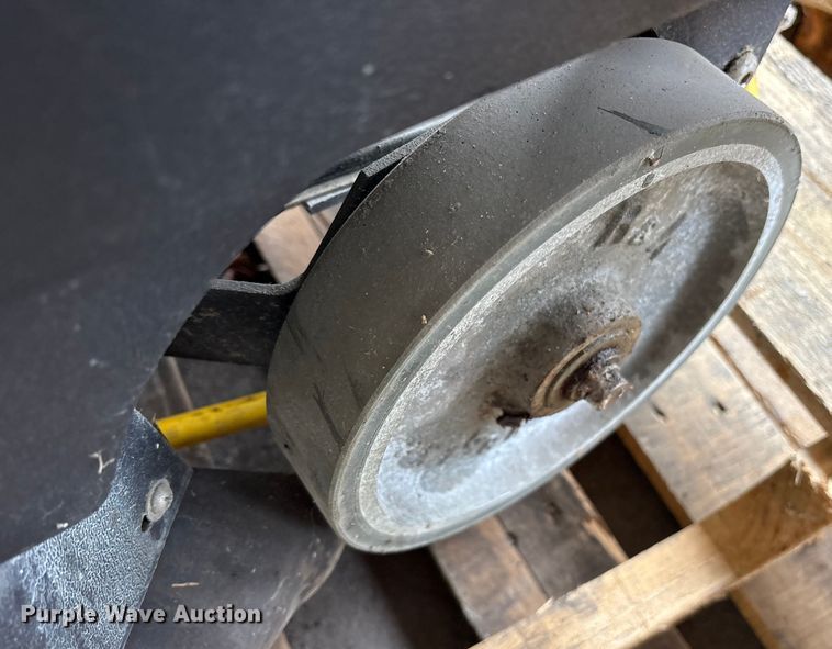 image for item FB8557 (2) Wrangler 2008 CE floor machines