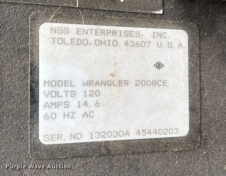 image for item FB8557 (2) Wrangler 2008 CE floor machines