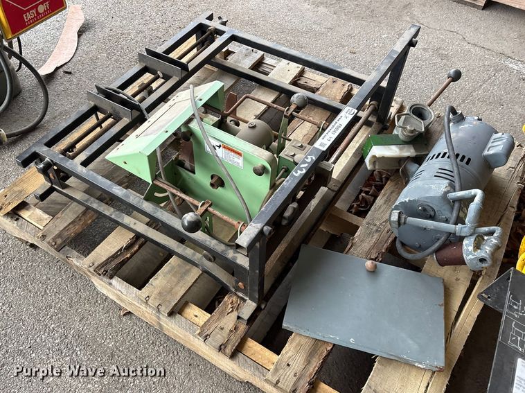 image for item FB8561 Copemaster coping saw