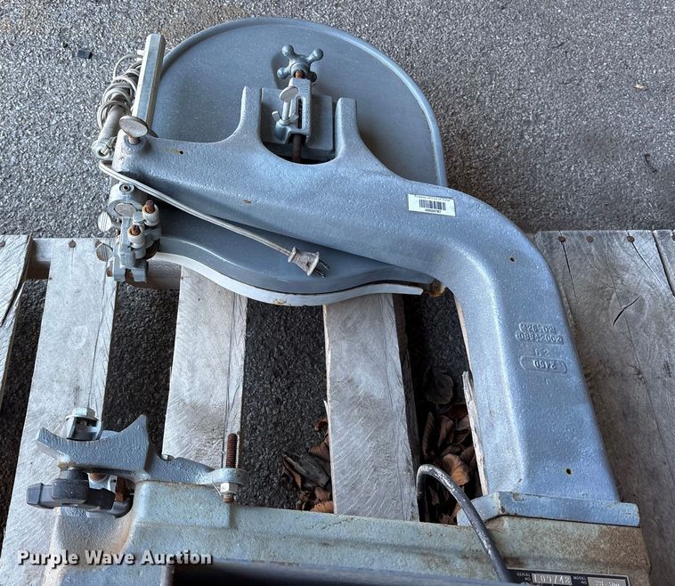 image for item FB8563 Rockwell 28-300 bandsaw