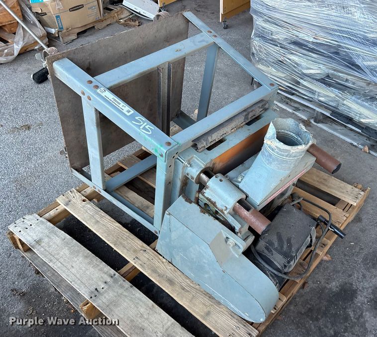 image for item FB8566 1989 Invicta Delta 22660 planer